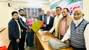 সিলেটে বৃহত্তর কুমিল্লা কল্যাণ সমিতির শীতবস্ত্র বিতরণ